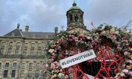 #LOVENOTWAR, el hashtag que recorre el mundo