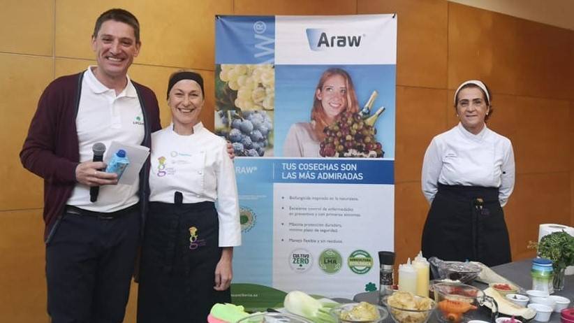 SIPCAM lanza el biofungicida Araw en hortícolas con un showcooking de frutas y verduras