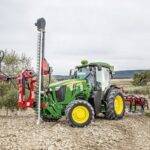 Conoce la nueva serie de tractores 5ML de John Deere para cultivos intensivos