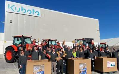 Kubota España recoge más de 600 kilos de alimentos para comedores sociales